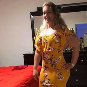 Meet your Posher, Laritza